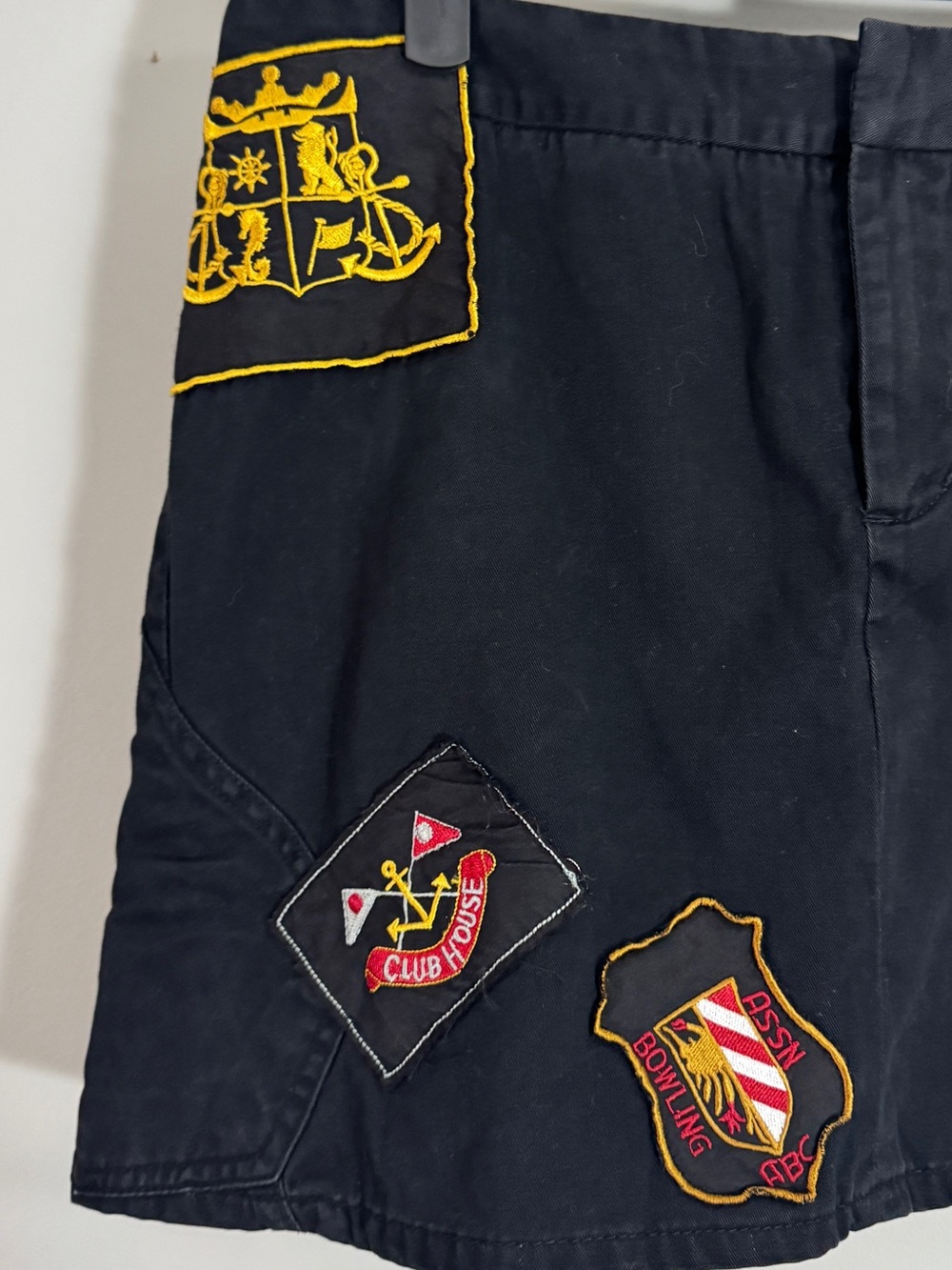 Request Vintage Y2K Black Embroidered Patch Low Rise Grunge Mini Skirt 7 Fits XS - Picture 7 of 15